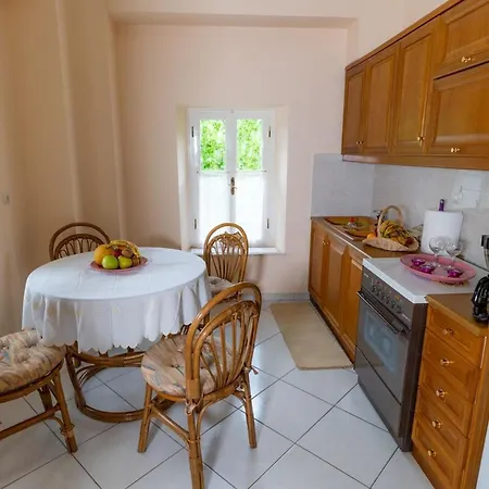 Aspro Stone Mansion In The Area Of Lefkada Apartment