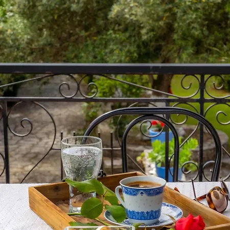 Apartment Aspro Stone Mansion In The Area Of Lefkada
