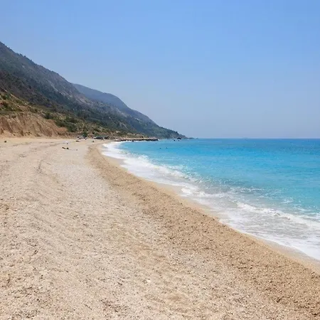 Aspro Stone Mansion In The Area Of Lefkada Asprogerakata
