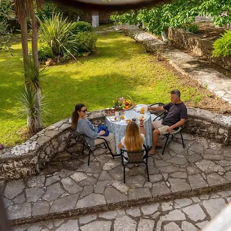 Aspro Stone Mansion In The Area Of Lefkada Apartment