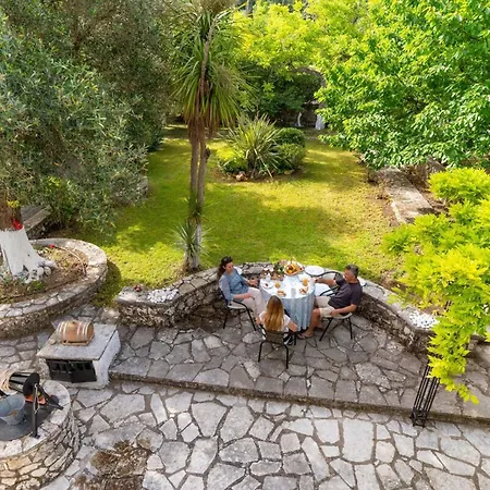 Apartment Aspro Stone Mansion In The Area Of Lefkada Asprogerakata
